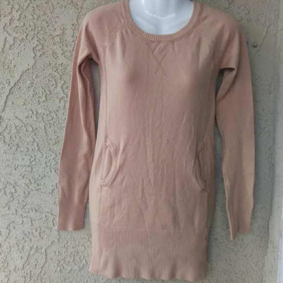 Takeout Sweaters - Takeout Beige long sleeve sweater with pockets